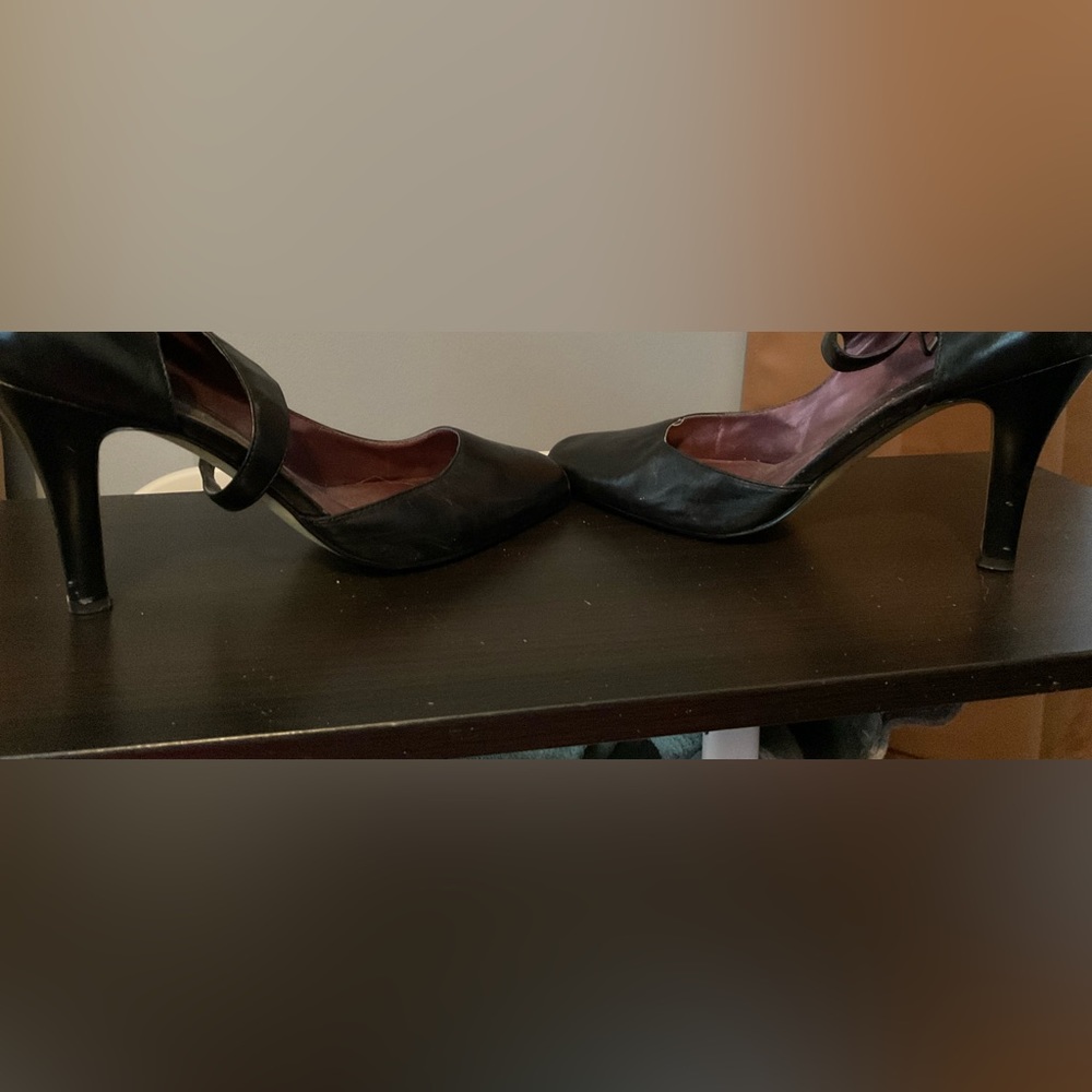 Black size 12 heels